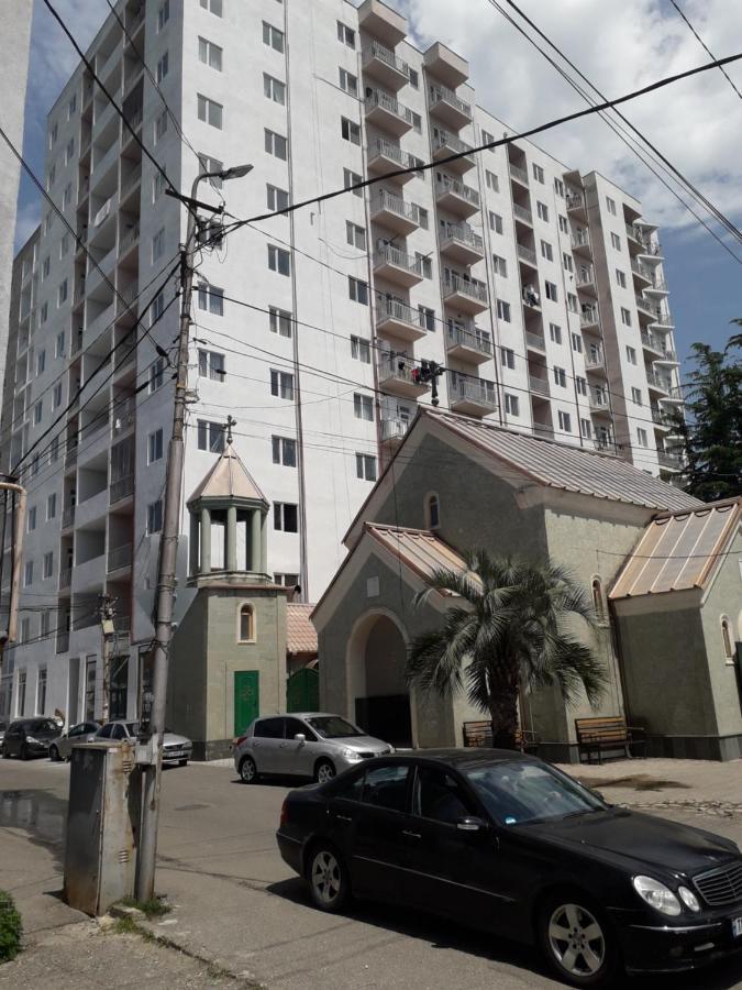 George-Groups Apartamento Kʼutʼaisi Exterior foto